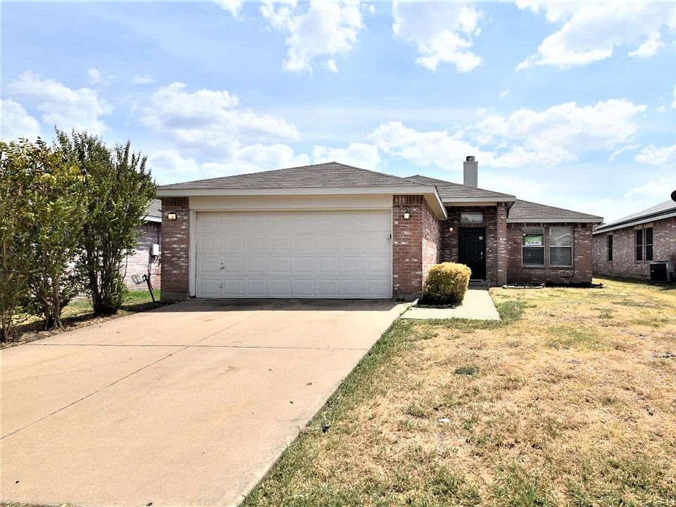 1st image of 804 Engleside Dr