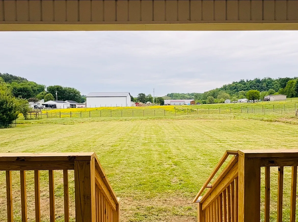 Spring Meadows Dr, Jeffersonville — Photo 3
