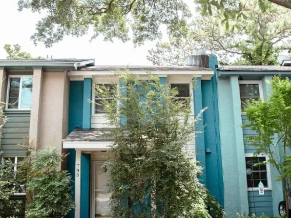 785 Center St, Mount Pleasant, SC 29464