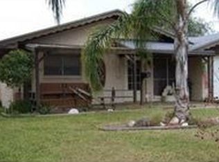 1703 Denver St, Portland, TX 78374