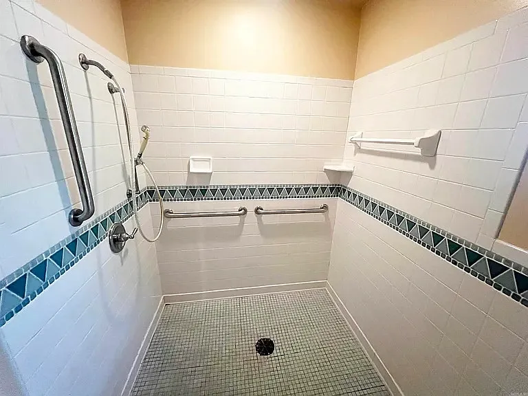 22 Belmar Dr — Photo 10