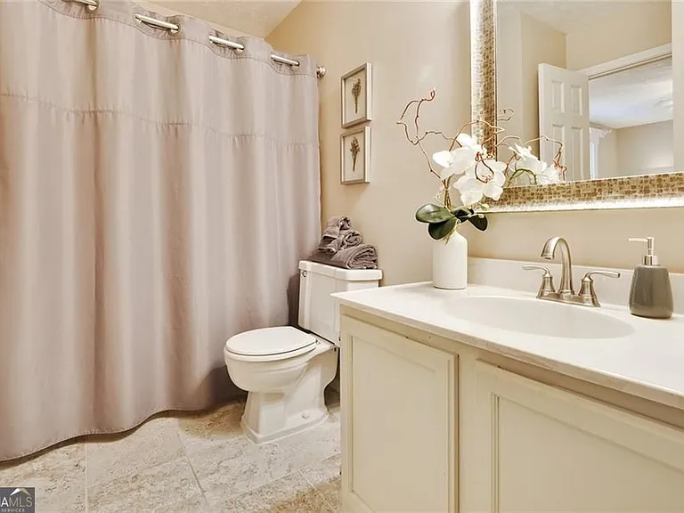 130 Cains Cove Dr — Photo 20