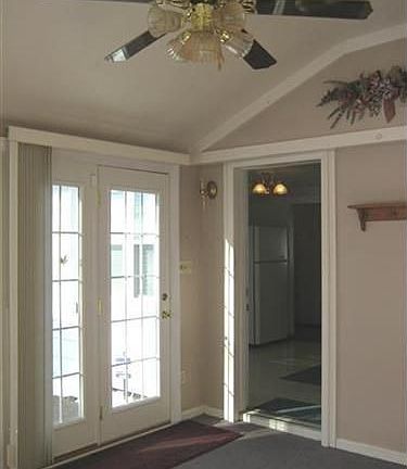 2nd image of 1657 Chattanooga Ave