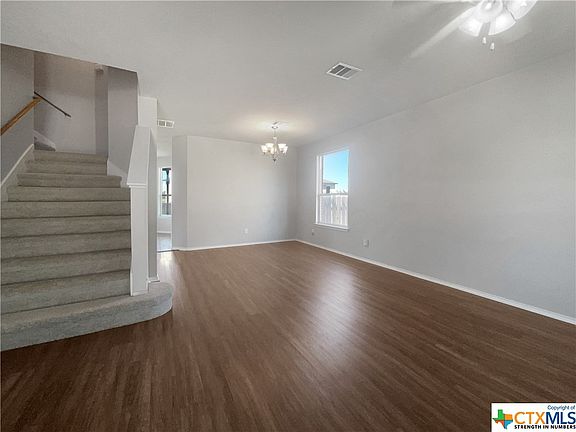 3rd image of 4901 Willamette Ln