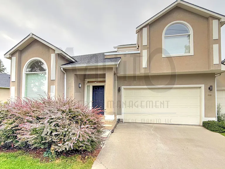1816 S Viewcrest Ln — Photo 1