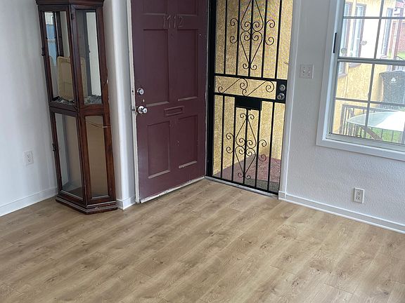 2nd image of 1710 W 82nd St