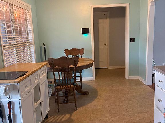 5th image of 212 Cherrybark Ln