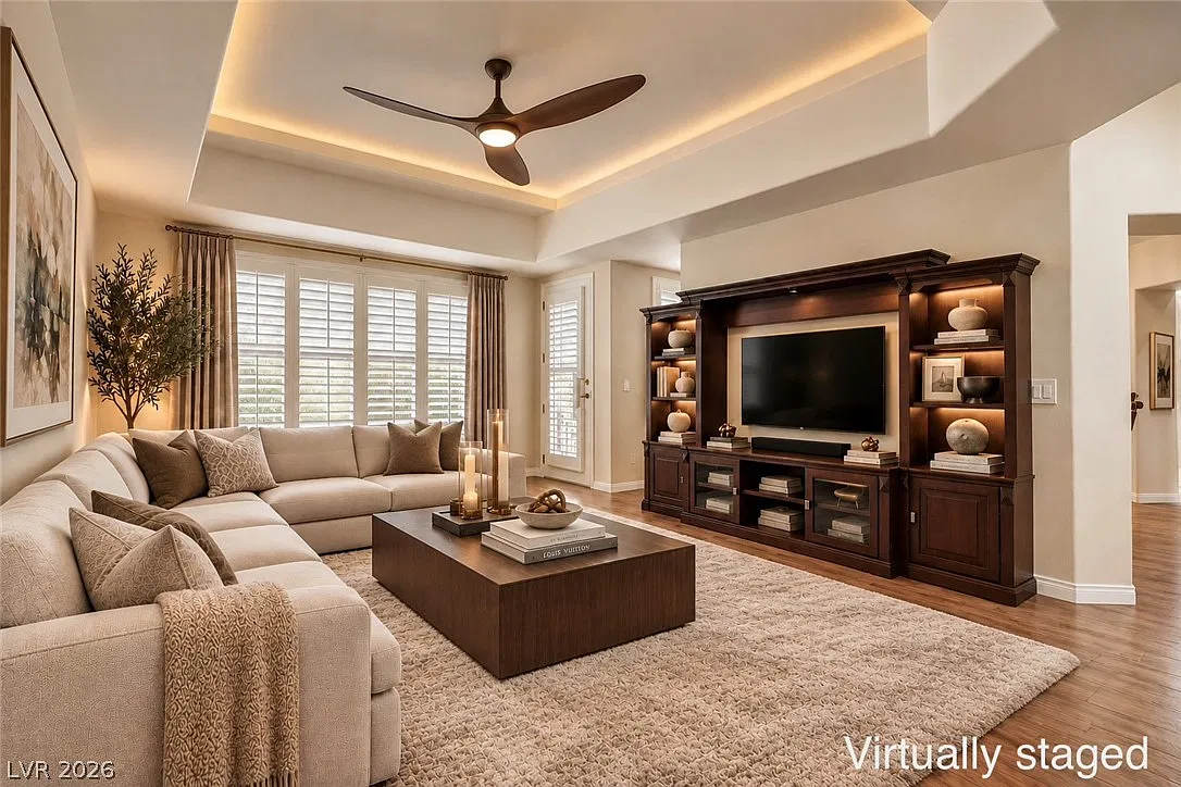 3 bed, 2.0 bath, 1729 sqft, $1,995 — Photo 1