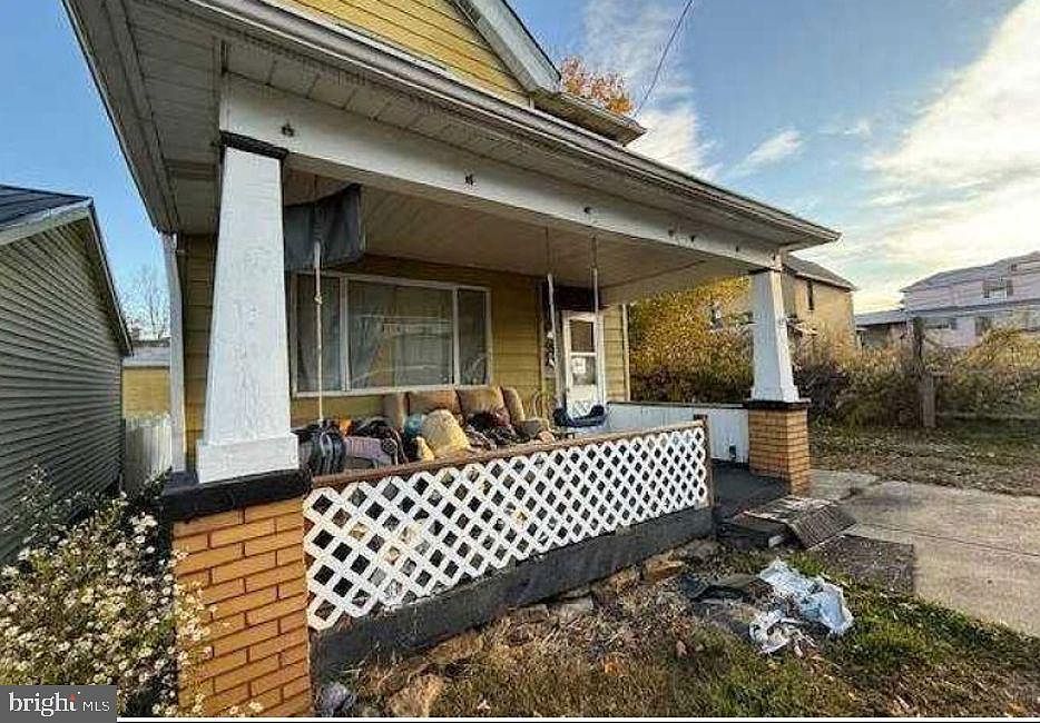 1st image of 508 Watson St