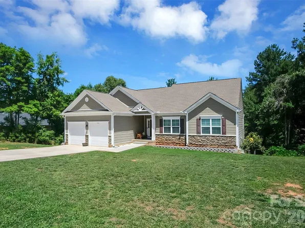 122 Windstone Dr, Troutman, NC 28166