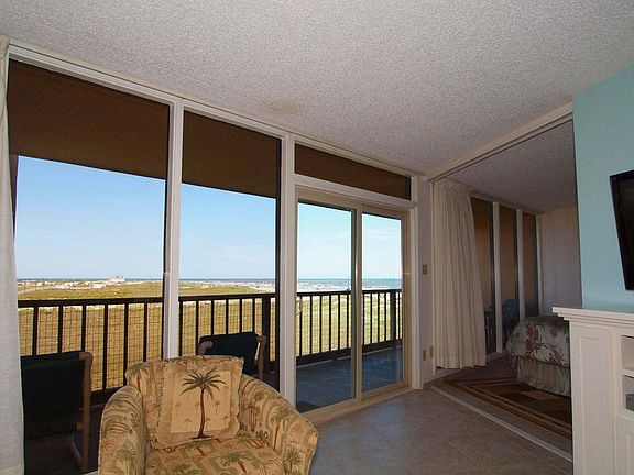 5th image of 302 Dunes Way