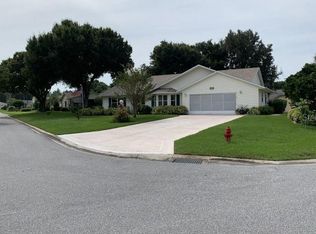 27113 Racquet Cir, Leesburg, FL 34748