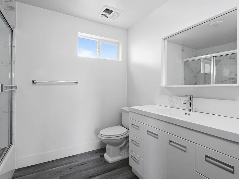 608 Hill St #3 — Photo 9