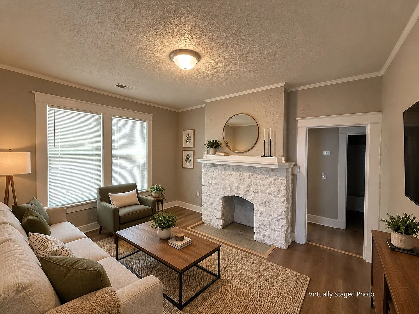 More Space to Love! 2-Bedroom Home in Midtown Memphis — Photo 3