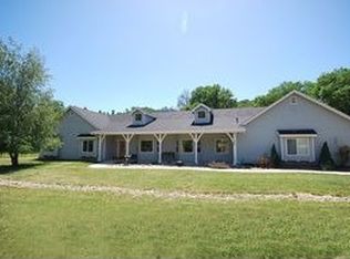 11805 Santa Lucia Rd, Atascadero, CA 93422