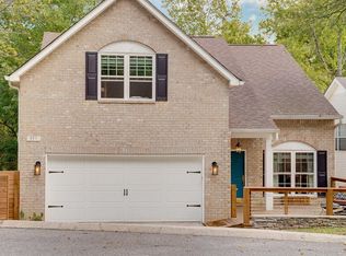 937 S Woodstone Ln, Nashville, TN 37211