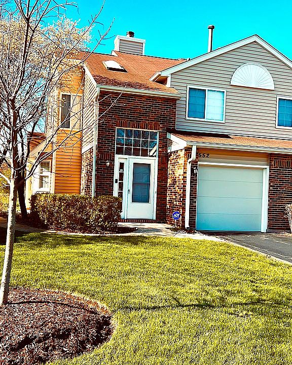 1st image of 552 Canterbury Dr