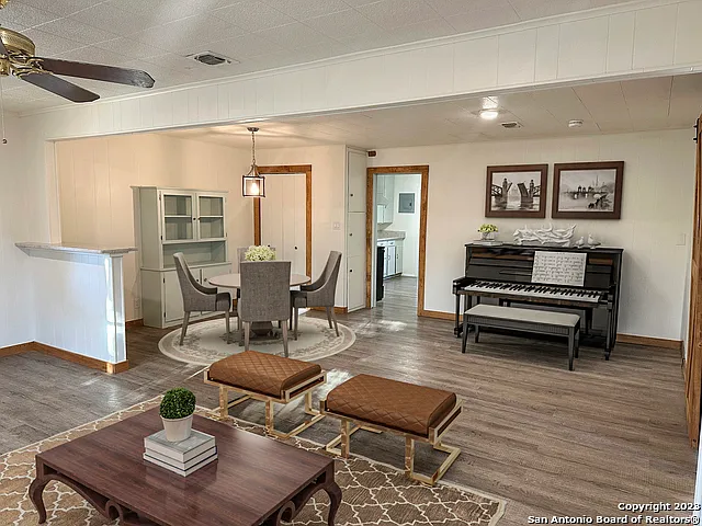 502 Cypress St — Photo 16