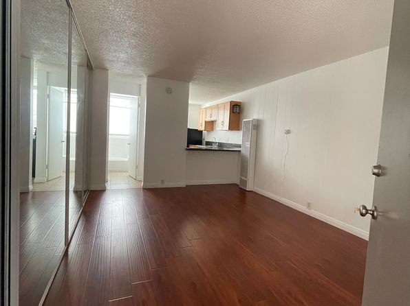 231 Belmont Ave APT 6