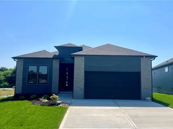 1507 SW Arbor Park Dr, Lees Summit, MO 64082