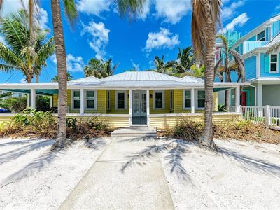 104 Magnolia Ave, Anna Maria, FL, 34216