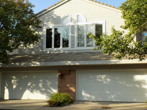 68 Harborview Dr #68, Racine, WI 53403