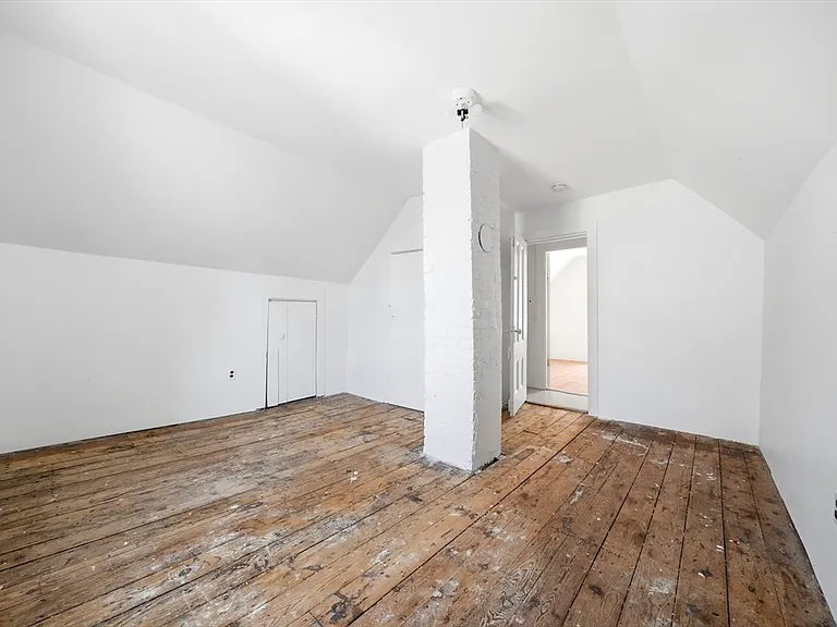 23 Edmund St #2 — Photo 14