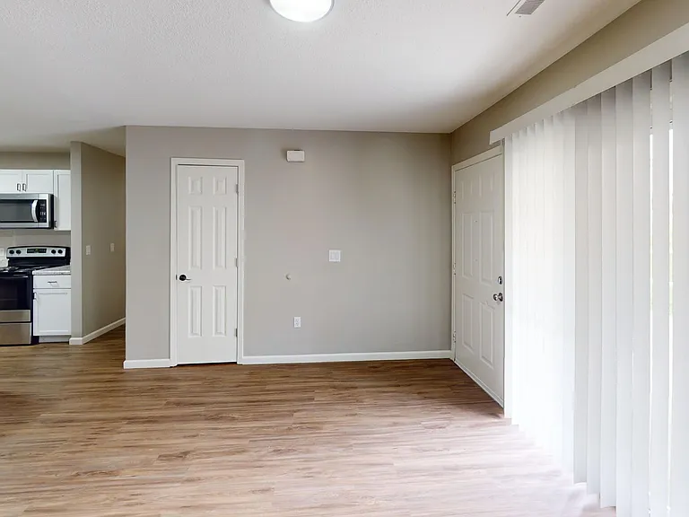 Duck Creek Apartments — Photo 30