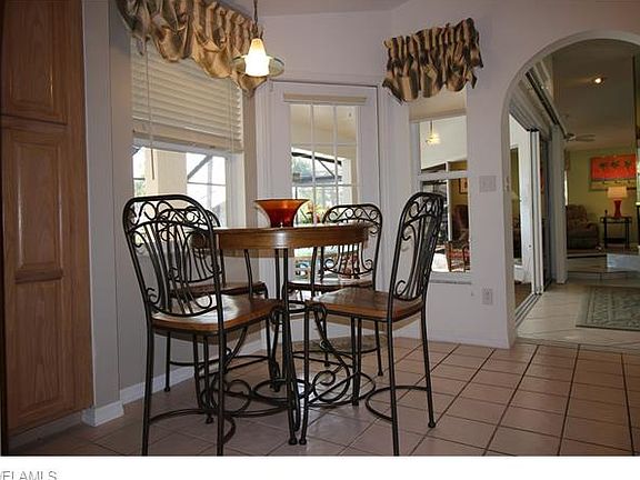 5th image of 4937 SW 9th Pl