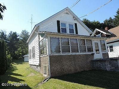 1st image of 7 Waldo Pl