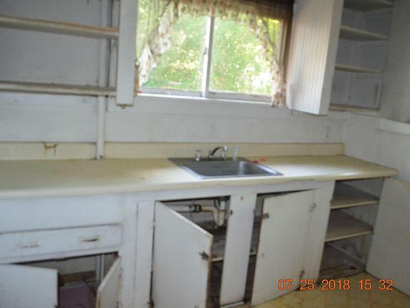 4th image of 1134 Lavette Ave