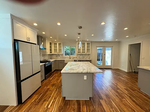 913 Mockingbird Ln Photo 1