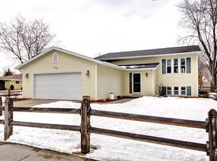 908 Adams St, Little Chute, WI 54140