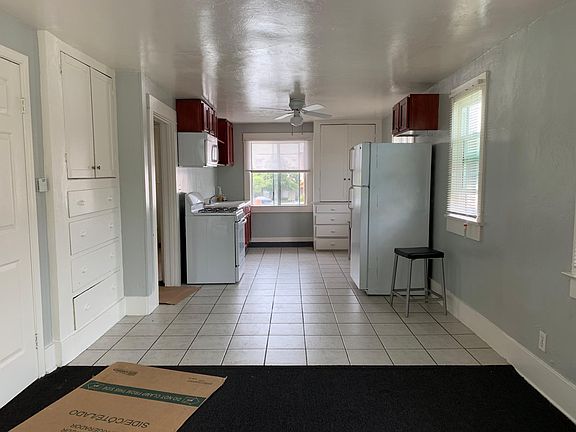 4th image of 1919 E 4th St APT C