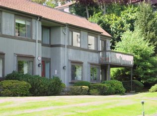 4B Harbor Vlg, Branford, CT 06405