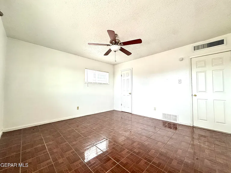 209 San Saba Rd — Photo 20
