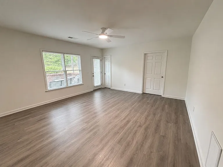 768 Laurel West Ln — Photo 28
