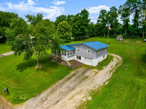 54 Harbor View Dr SE, Thornville, OH 43076