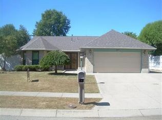 6061 Jennagate Ln, Dayton, OH 45424