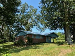 422 Berry St, Gloster, MS 39638