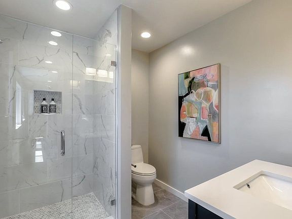 5th image of 309 Cupertino Way