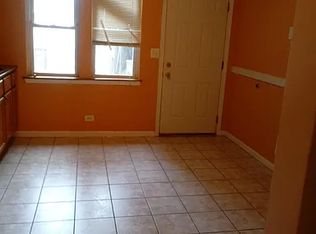 7922 S Essex Ave APT 3W, Chicago, IL 60617