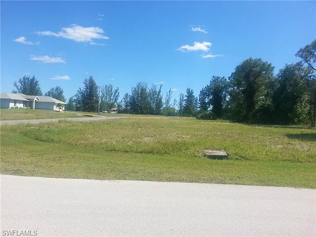 2nd image of 3621 NE 13th Ave