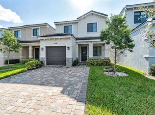3392 NW 5th St, Pompano Beach, FL 33069