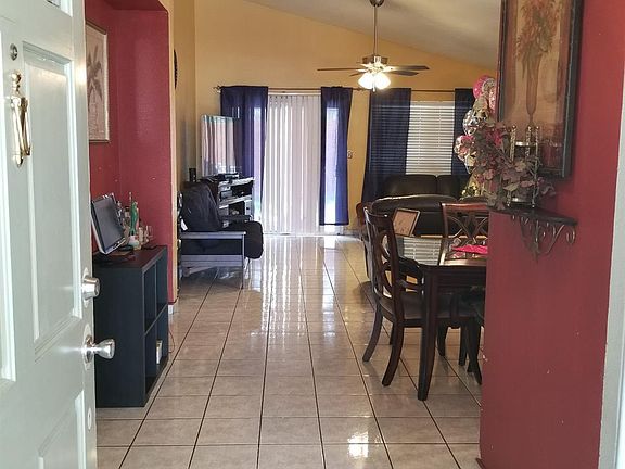 2nd image of 604 Park Meadow Dr