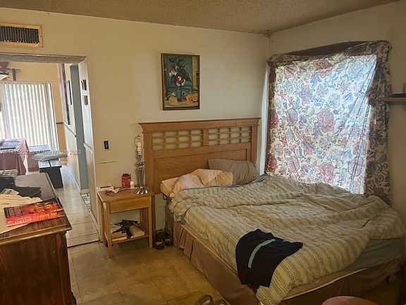 5th image of 11122 SW 132nd Ct #7-1