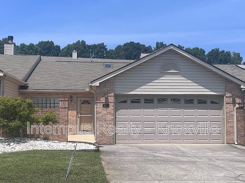 1st image of 813 Villaview Way