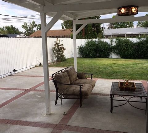 3rd image of 23912 Victory Blvd