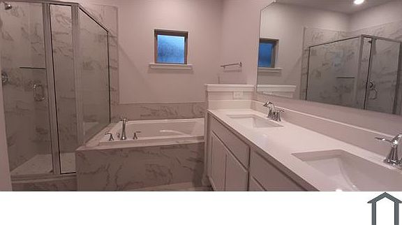 4th image of 28622 Esther Ln