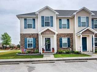203 Glen Cannon Dr, Jacksonville, NC 28546
